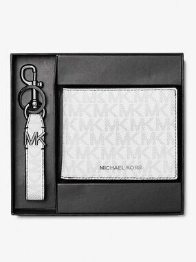 Michael Kors Bright White  Logo Wallet & Keychain Set NEW